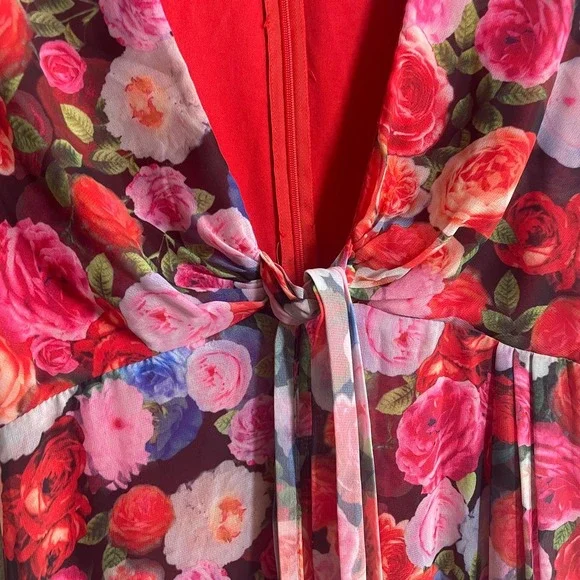 Ieena for MacDuggal 4 Puff Sleeve Shift Dress Red Floral Side Slit V Neck - Picture 3 of 9